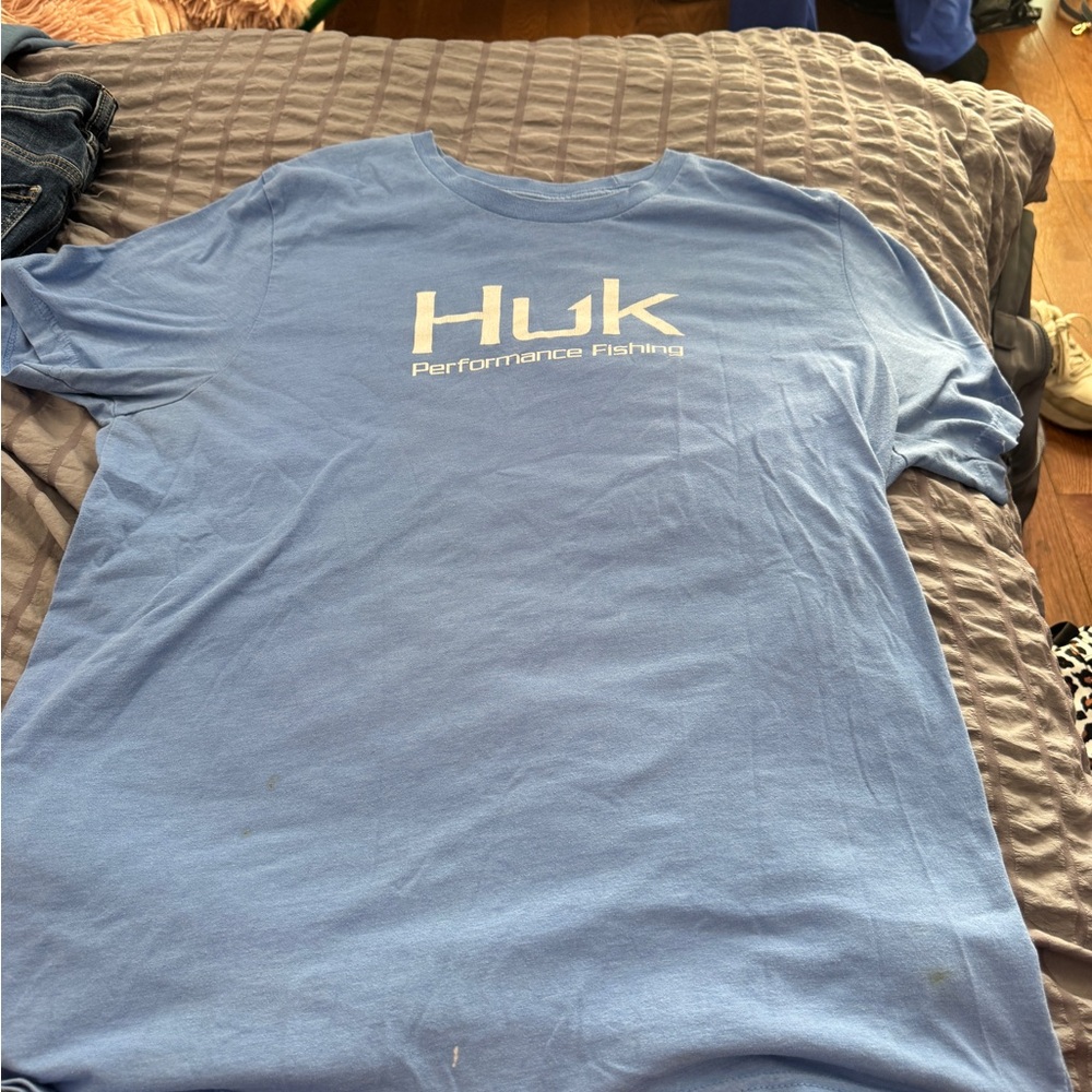 Huk Men's Light Blue Short Sleeve Tee